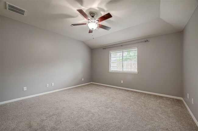 Building Photo - 2802 Burgess Hill Ct