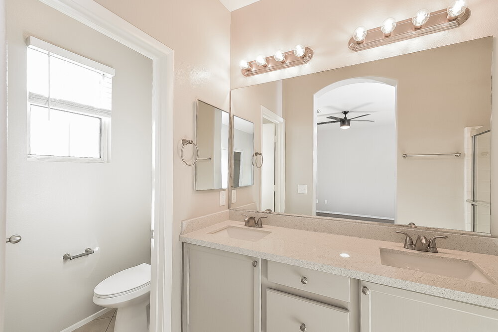 Building Photo - 9729 Red Horse St