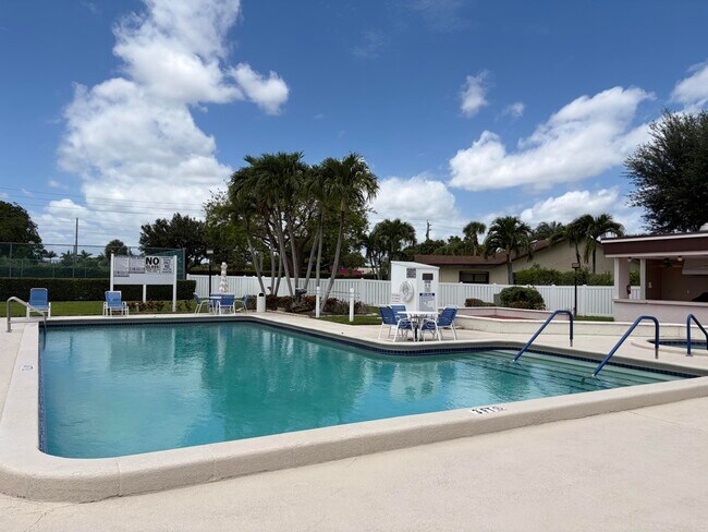 Building Photo - 6285 Tall Cypress Cir