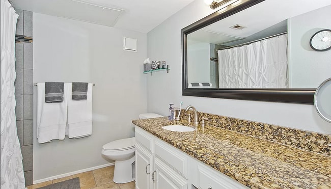 Building Photo - 4800 Northway Dr