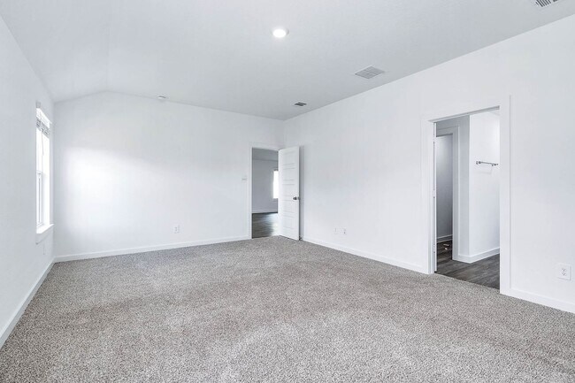 Building Photo - 1122 Fringed Bluestar Dr