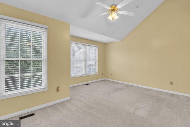 Building Photo - 9354 Sombersby Ct