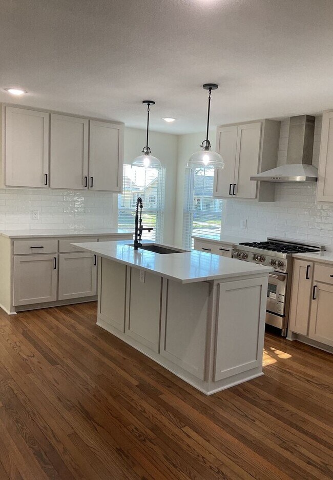 Building Photo - COMING SOON!