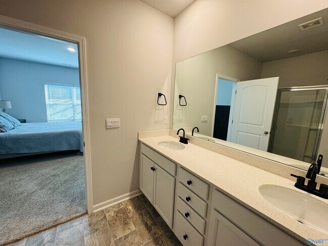 Building Photo - 113 Branton Ct