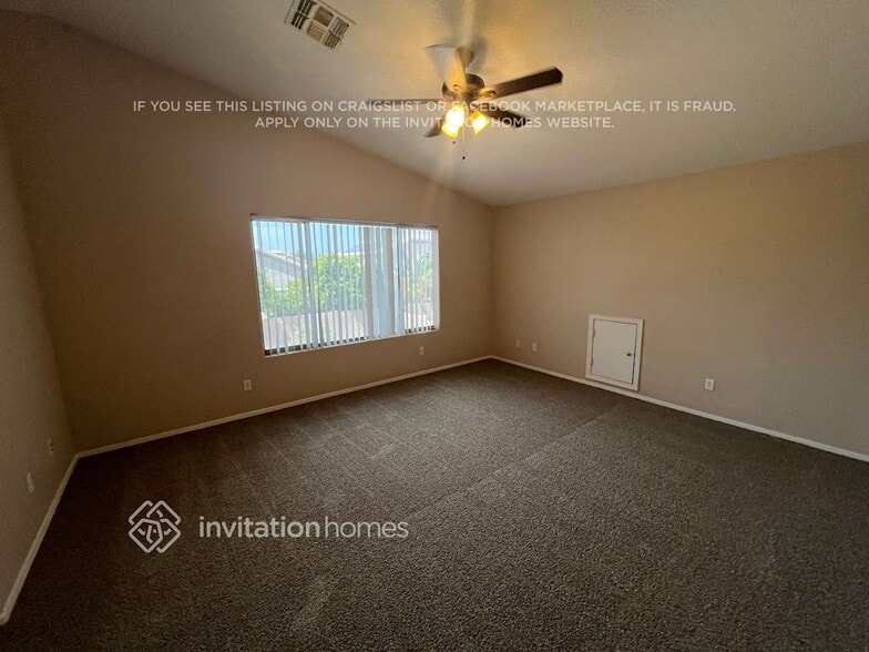 Building Photo - 14170 W Riviera Dr