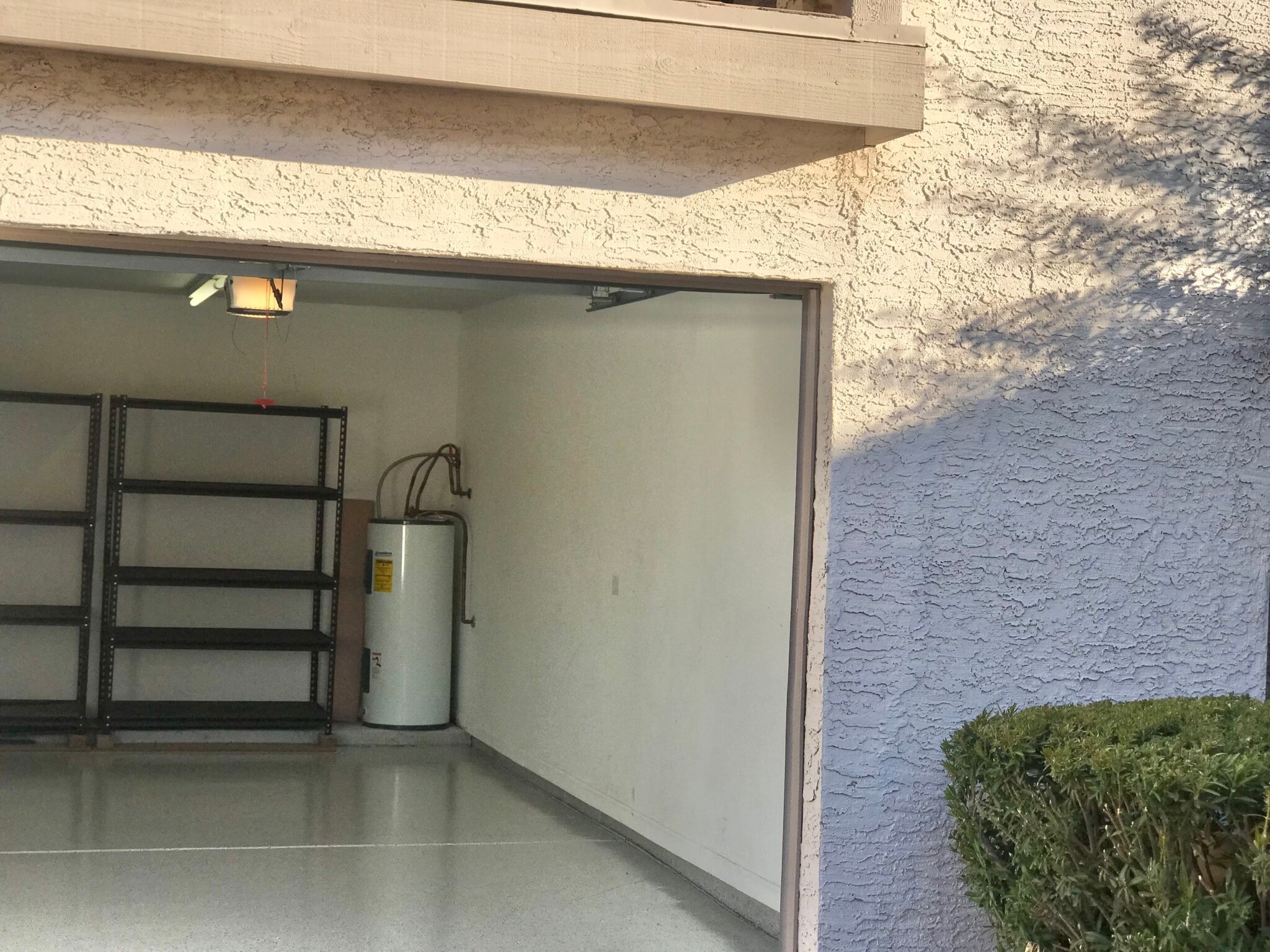 Garage - 7800 E Lincoln Dr