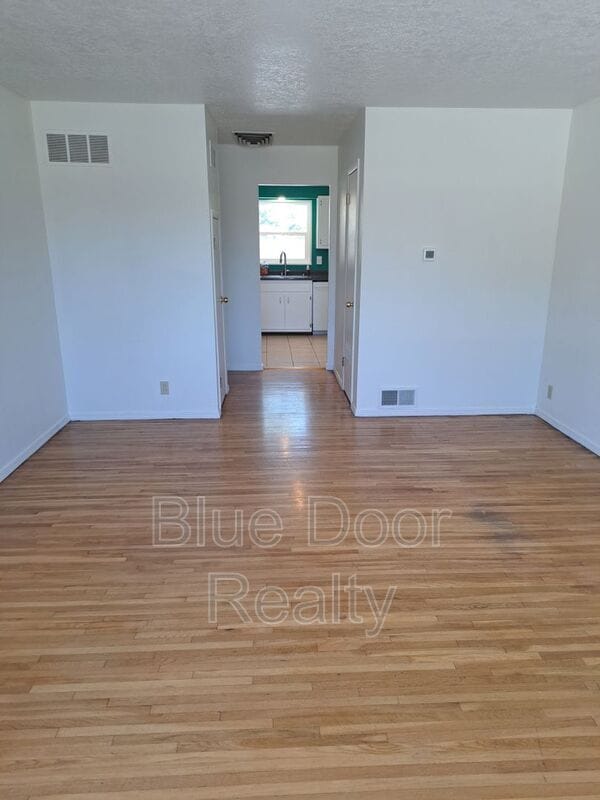 Building Photo - 3416 Parsifal St NE