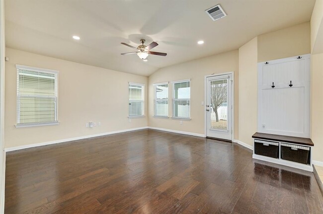 Building Photo - 18421 Tallgrass Prairie Dr