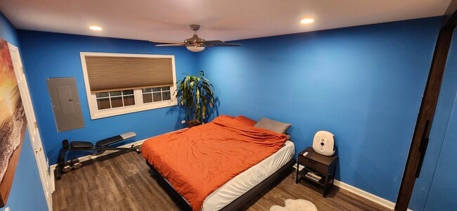 Building Photo - 539 Thorndale Dr