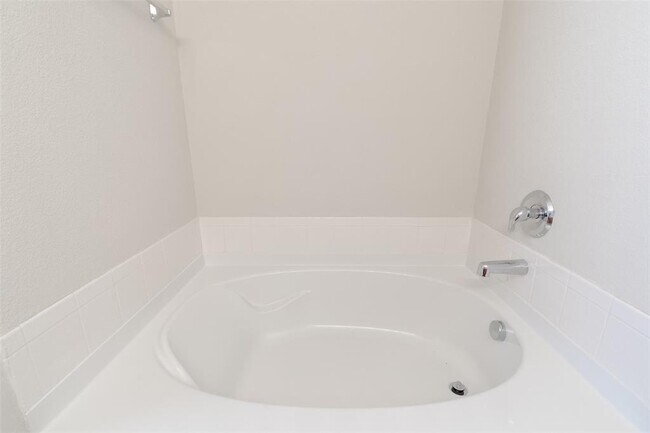 Building Photo - 10412 Colfax Dr