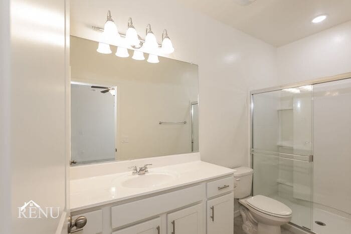 Building Photo - 35327 W San Capistrano Ave