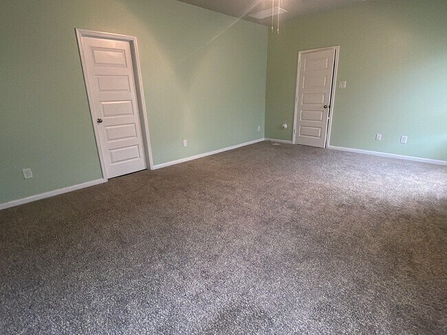 Building Photo - 1403 Mateer Manor Ct