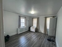 Building Photo - 30 1st St