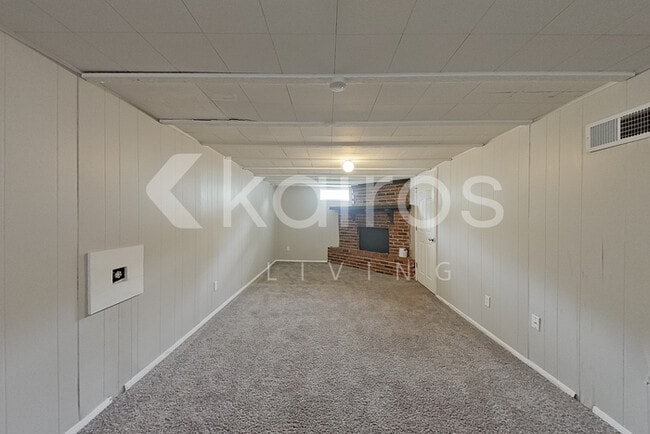 Building Photo - 2715 Benne Dr