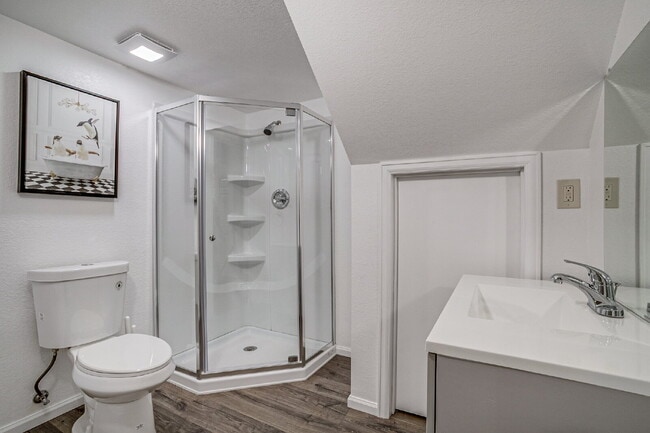 Building Photo - Private Room with a shared bath for Rent in Westminster!!!