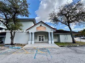 Building Photo - 8215 SW 152nd Ave