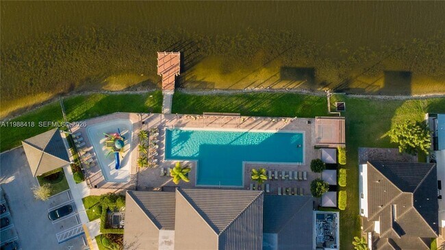 Building Photo - 15785 NW 91st Ct