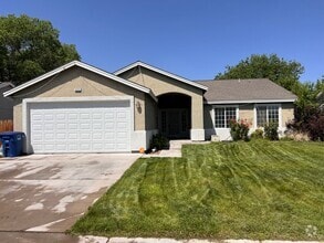 Building Photo - Nice 3 Bedroom home in Fallon, NV