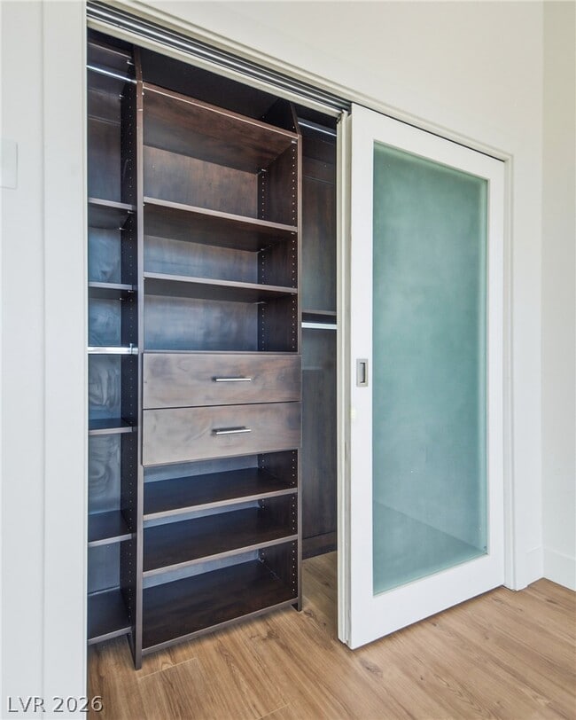 Building Photo - 4575 Dean Martin Dr