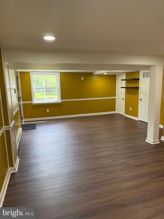 Building Photo - 816 Crothers Ln