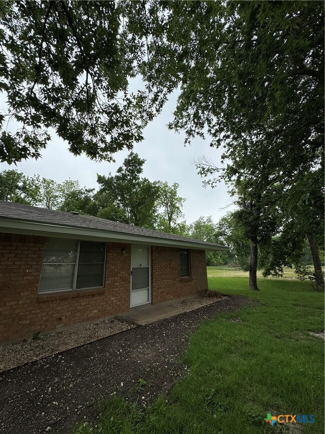 Building Photo - 2109 W Avenue B