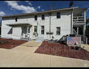 Building Photo - 1335 Lafayette St