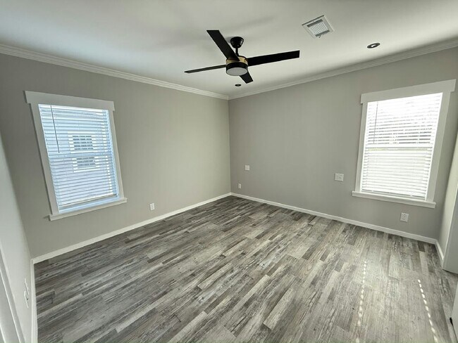 Building Photo - 3514 Campari Dr