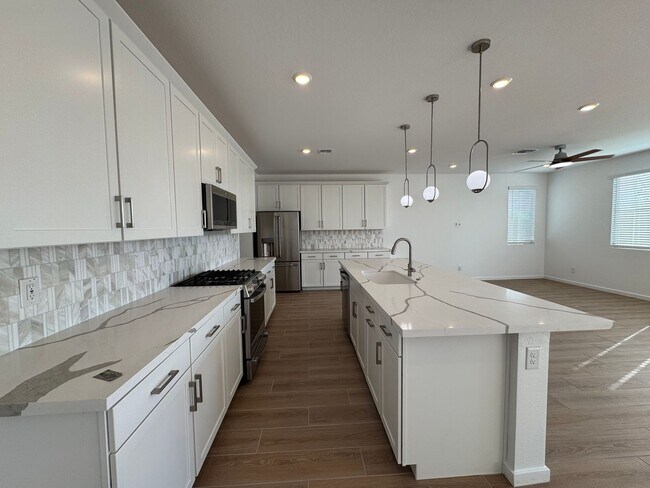 Building Photo - 3 BEDROOM NEW BUILD IN NORTERRA UNION PARK