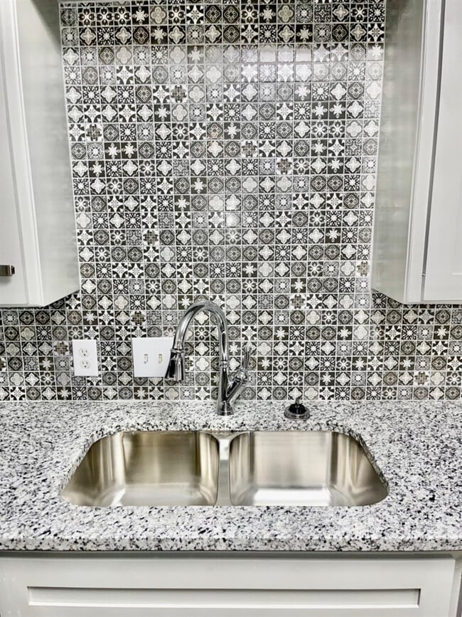 Building Photo - 5512 12th St