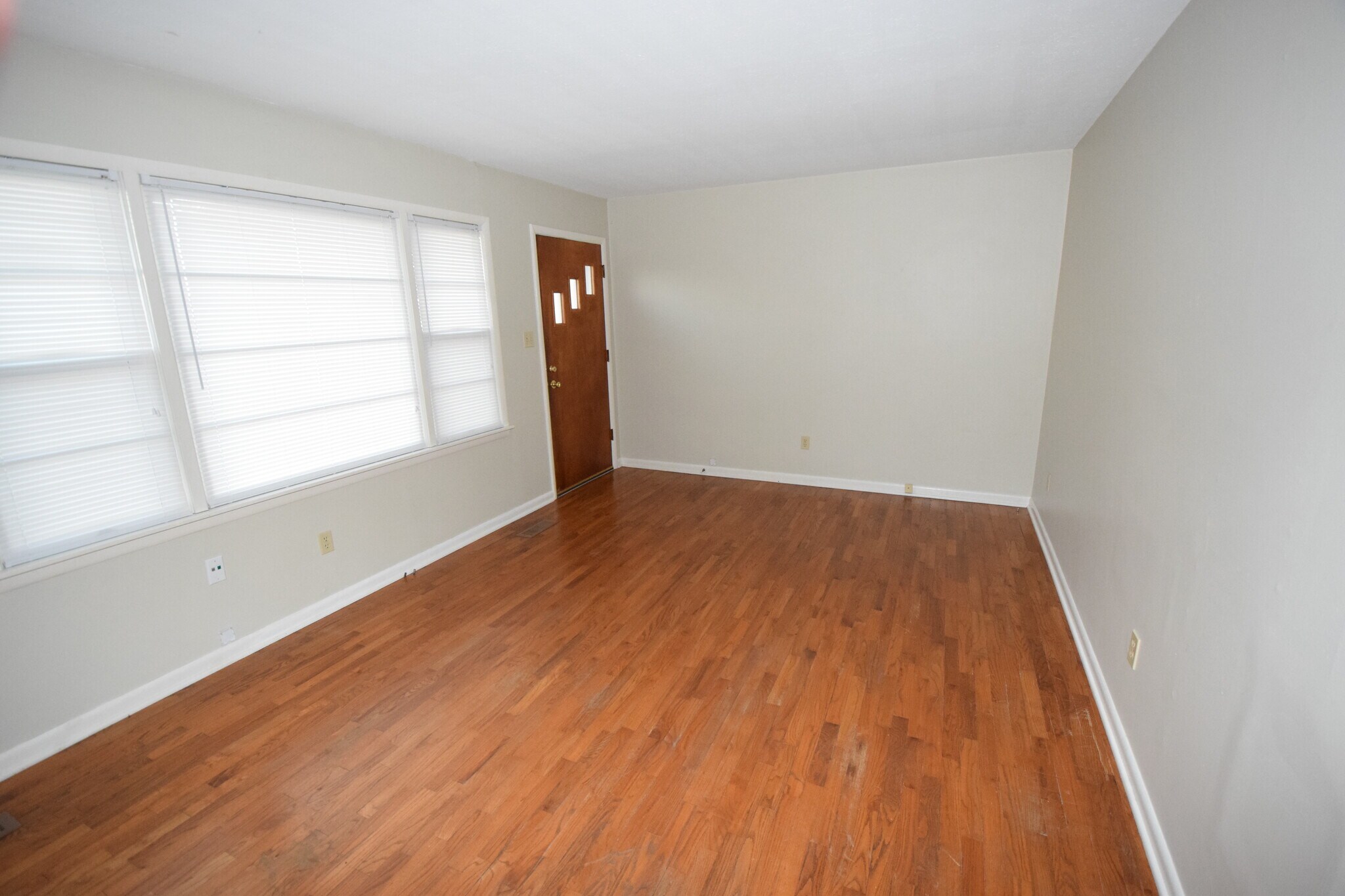 Building Photo - 26444 US Highway 72