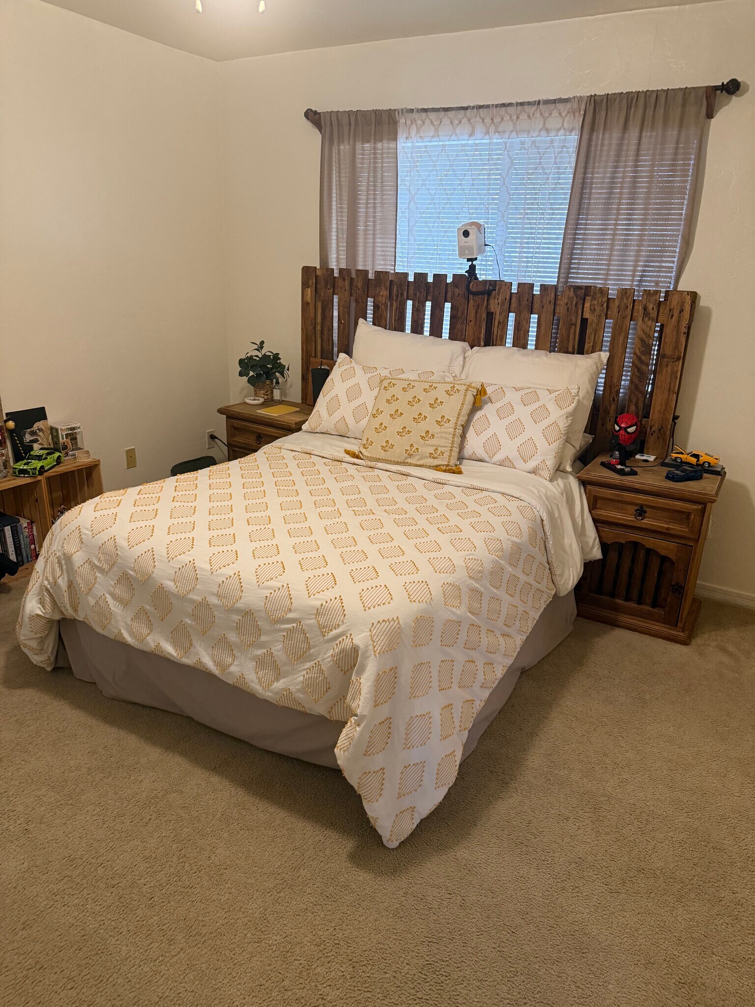 Building Photo - 2536 N Corinthian Garden Dr