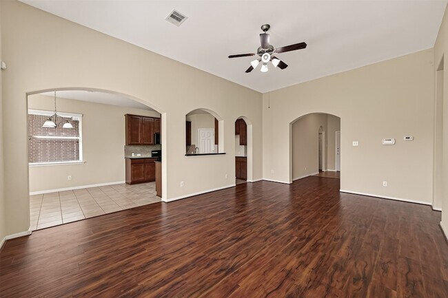Building Photo - 9118 Cavalier Ln
