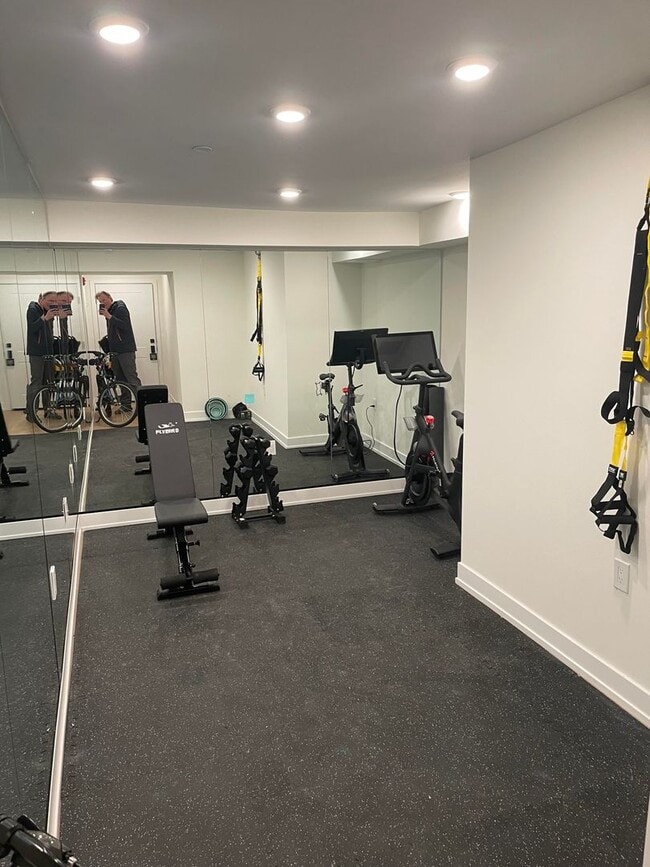 Building Photo - 620 S 8th St