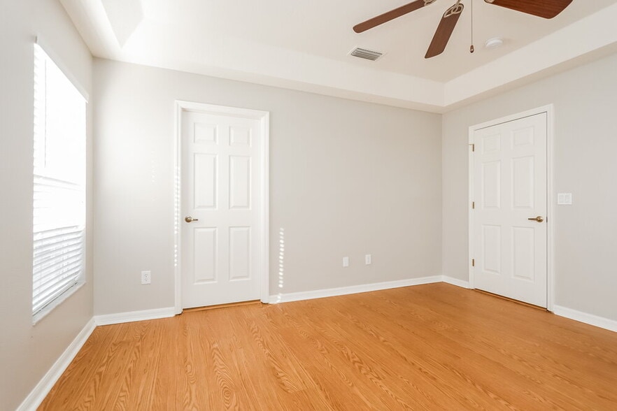 Building Photo - 10808 Newbridge Dr