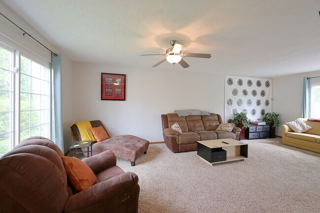 Building Photo - 3139 Bowfield Way