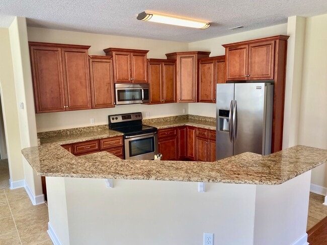 Building Photo - Great Location Single Family Home