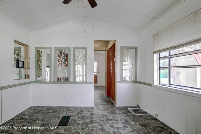 Building Photo - 9298 Grizzly Bear Ln