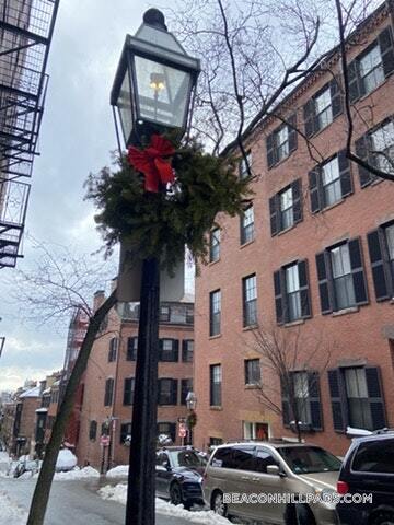 Building Photo - 72 Revere St