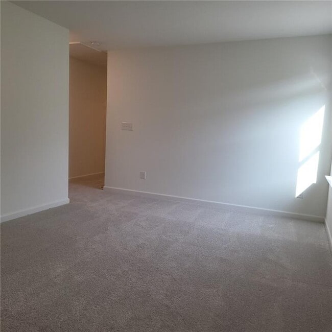 Building Photo - 448 Golden Eagle Pkwy