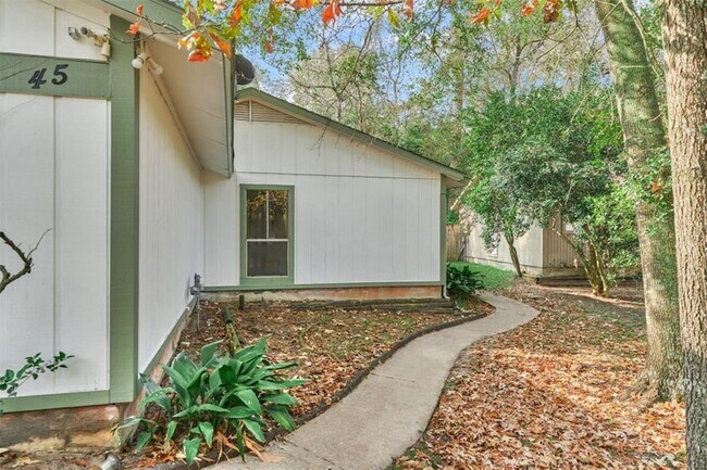 Building Photo - 45 Blue Fox Rd