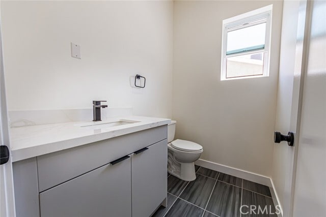 Building Photo - 1330 Tamarind Ave