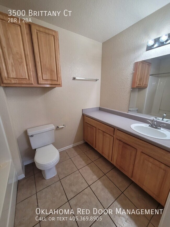 Building Photo - 3500 Brittany Ct