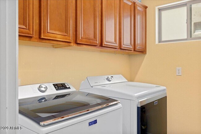 Building Photo - 14261 W Harvard St