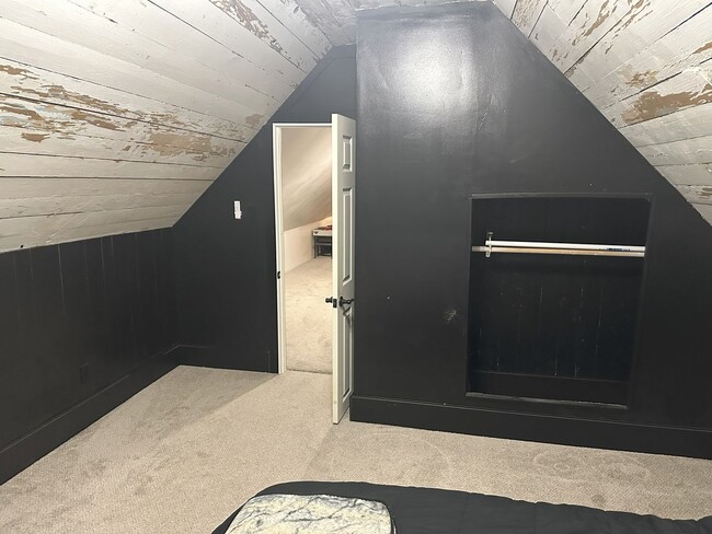 Building Photo - Beautifully Remodeled 2-Bedroom with Bonus...