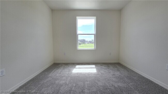 Building Photo - 1352 Stone Ridge Cir