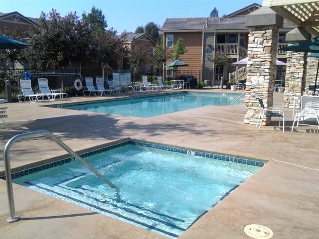 Primary Photo - Vintage Woods Senior Apartments