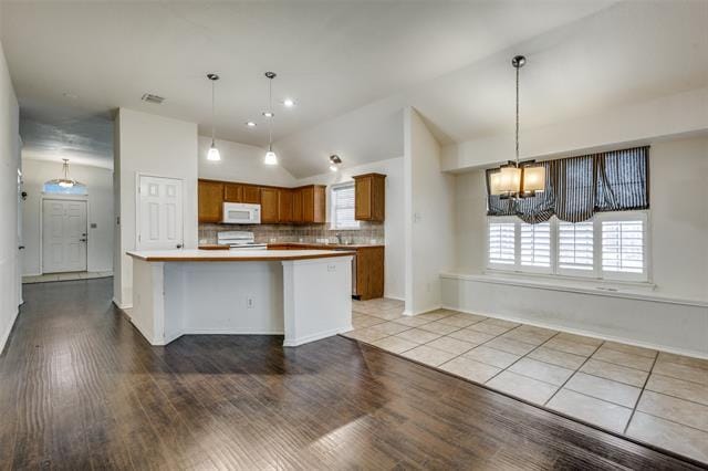 Building Photo - 3113 Longleaf Dr
