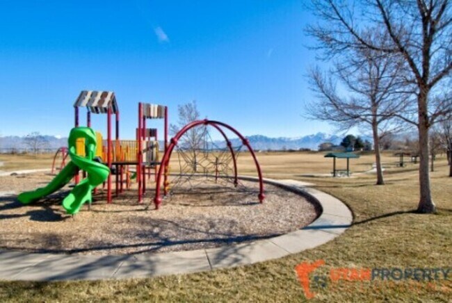 Building Photo - 5001 Heath Ave