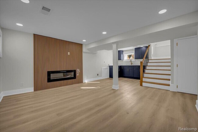 Building Photo - 2623 Fairview St