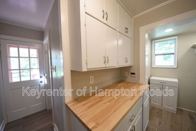 Building Photo - 500 Beechwood Ave